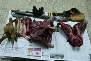 کشف لاشه یک راس میش وحشی و دستگیری 2 شکارچی غیرمجاز درقاین+تصاویر
