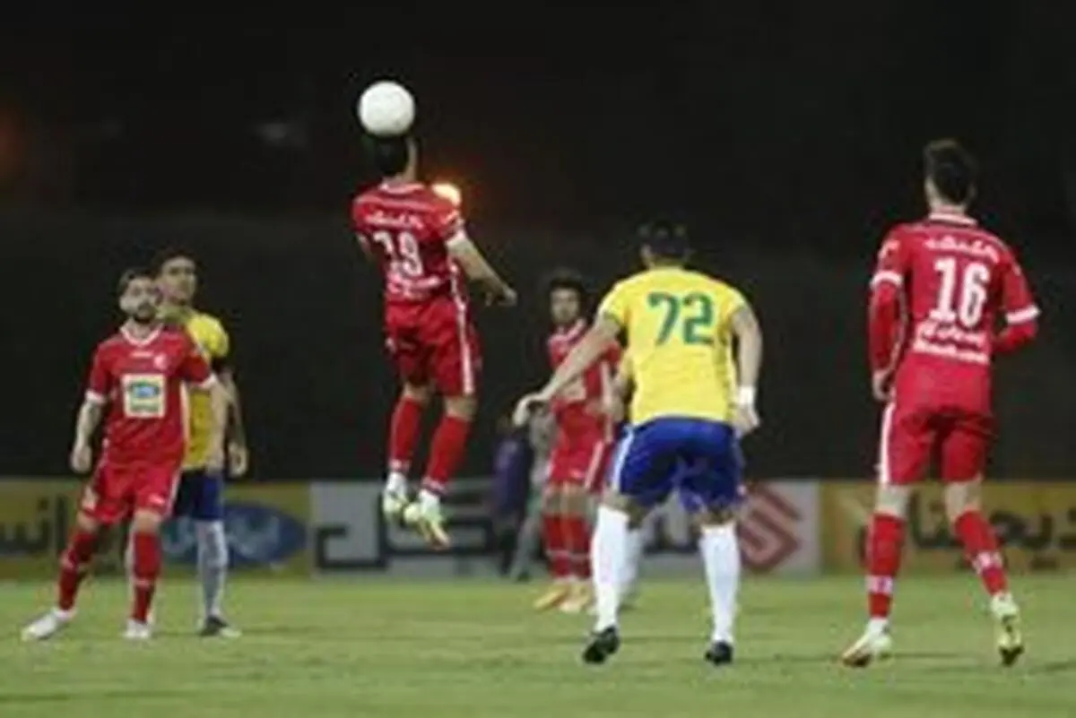 یک تماس این پرسپولیسی را نگه می‌دارد؟
