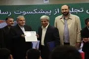 ابراز خوشحالی هادی عامل از انتشار صدایش در کلیپ سایت «رهبری» /فیلم