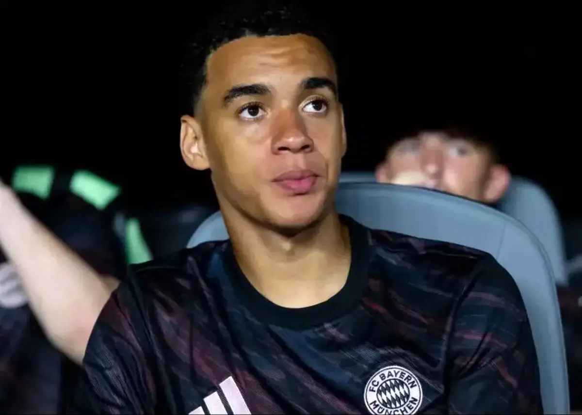 عکس عجیب  موسیالا وسط بازی