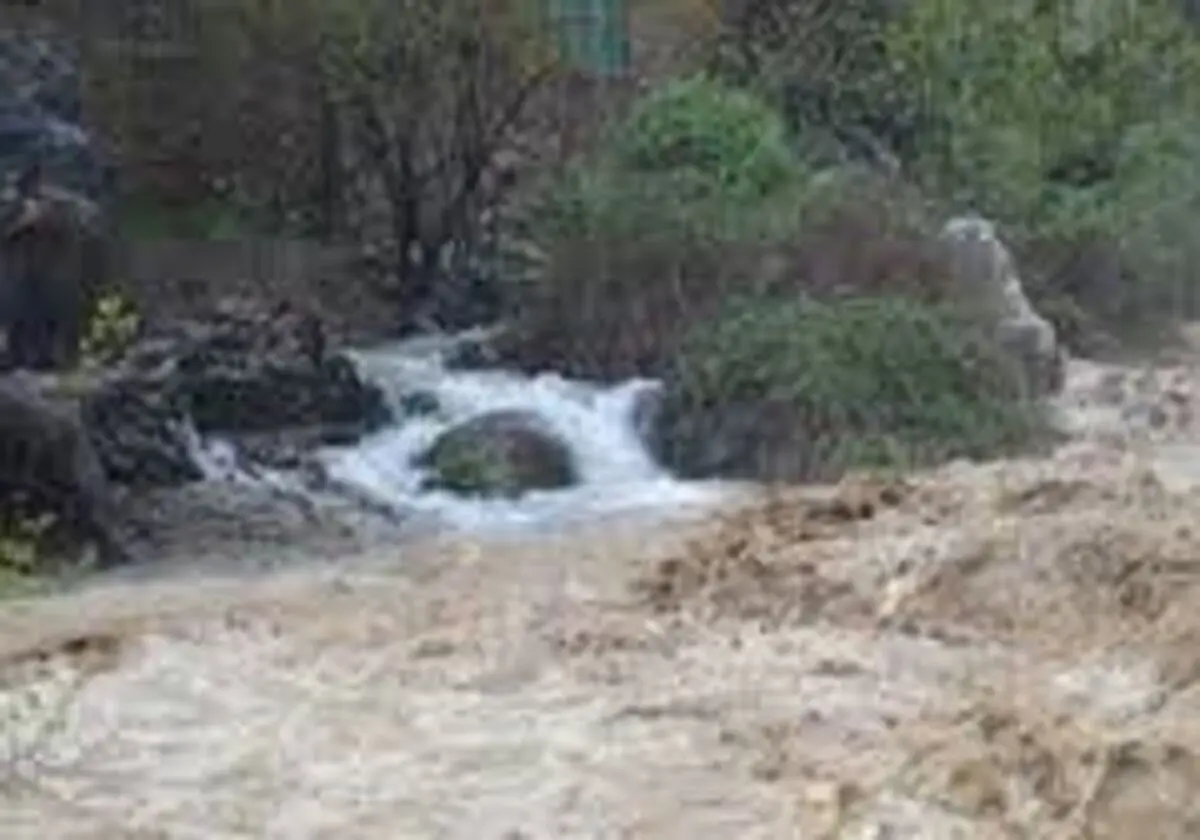 
طغیان رودخانه در دل تابستان

