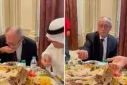 ماجرای عجیب غذاخوردن سفیر ژاپن در عربستان+فیلم