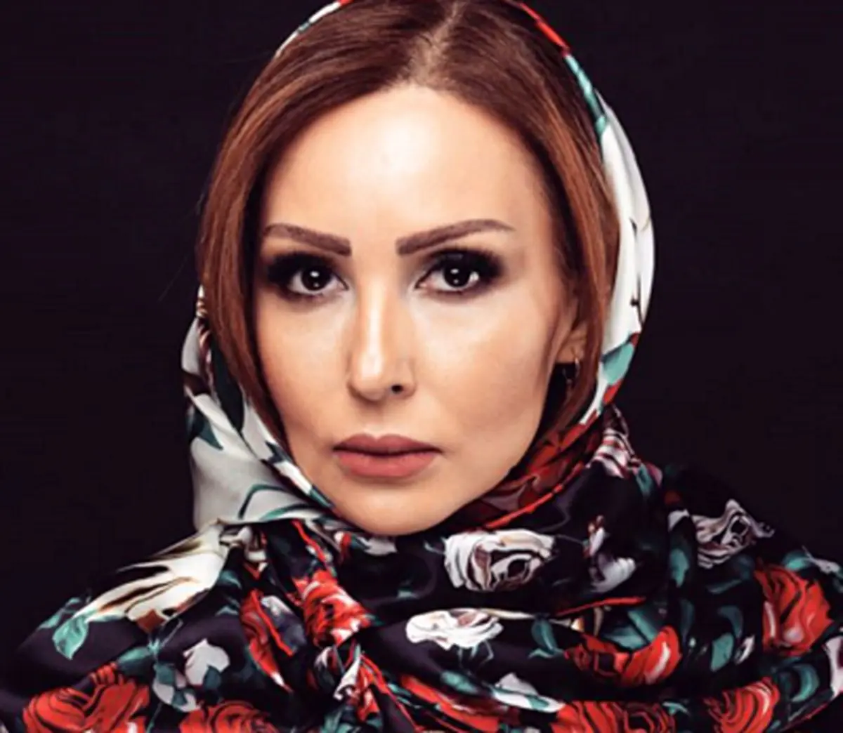خوشحالی بازیگر زن جنجالی از تزریق واکسن کرونا/ عکس