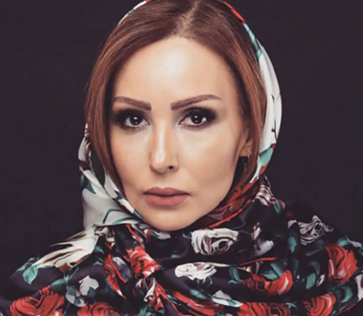 کودکی های پرستو صالحی با ژستی متفکرانه /عکس