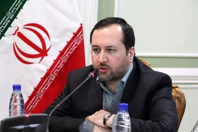 ضرر و زیان سهامداران خرد بورسی باید جبران شود/ سرنوشت نامعلوم جاماندگان از یارانه 