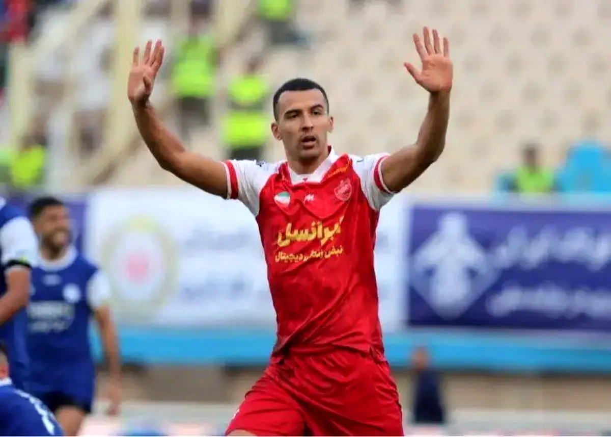 مهاجم جنجالی پرسپولیس از فوتبال خداحافظی کرد