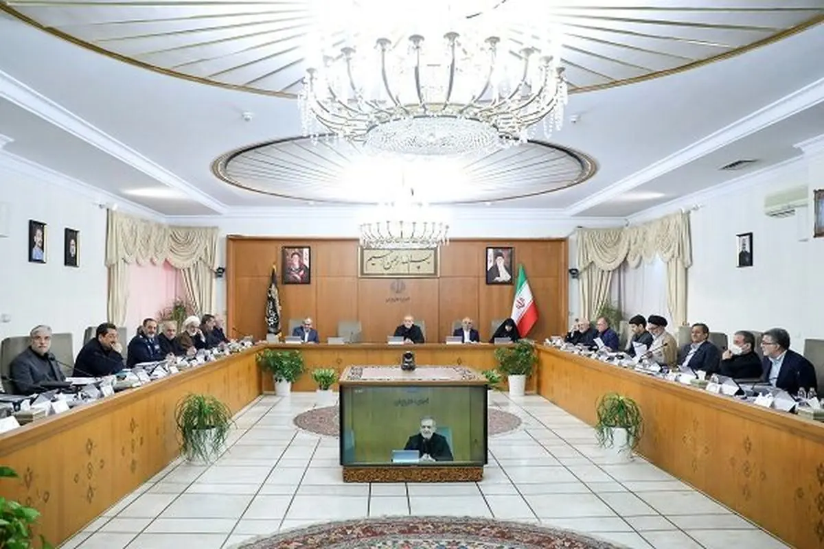 پزشکیان: وضعیت دریاچه ارومیه جدیترین چالش استاندار جدید آذربایجان غربی است