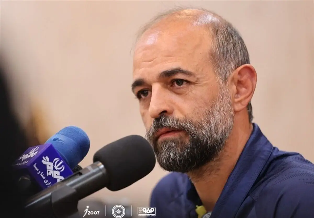 سرمربی سپاهان: در کنار فولادمبارکه دوباره می‌سازیم