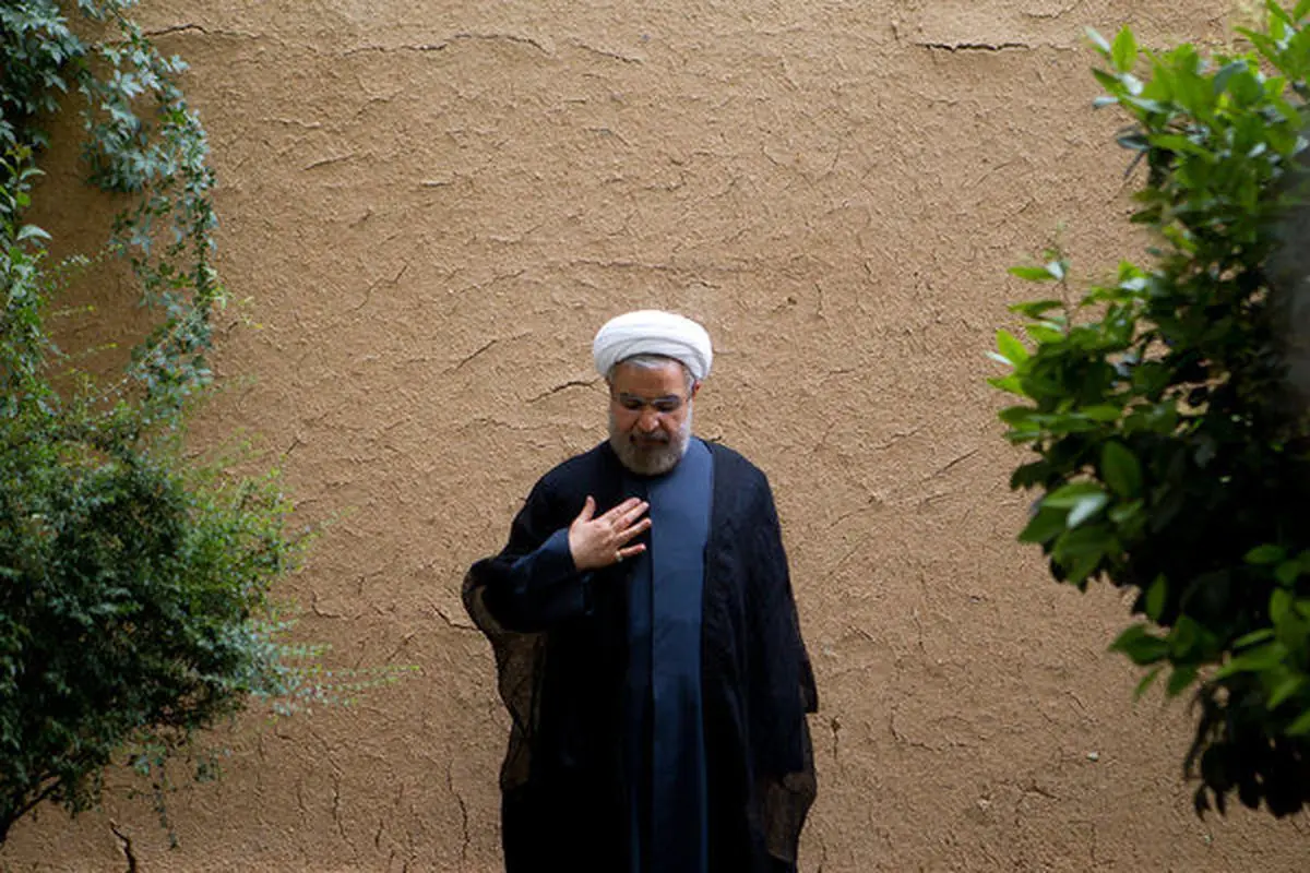 خاتمی، عبور از روحانی را کلید زد چون میداند او تمام شده است