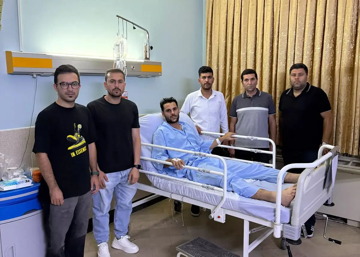 سرمربی کاراگستر به عیادت علیرضا نقی‌زاده رفت