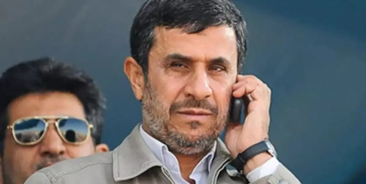  احمدی‌نژاد همچنان در فرودگاه امام خمینی (ره)