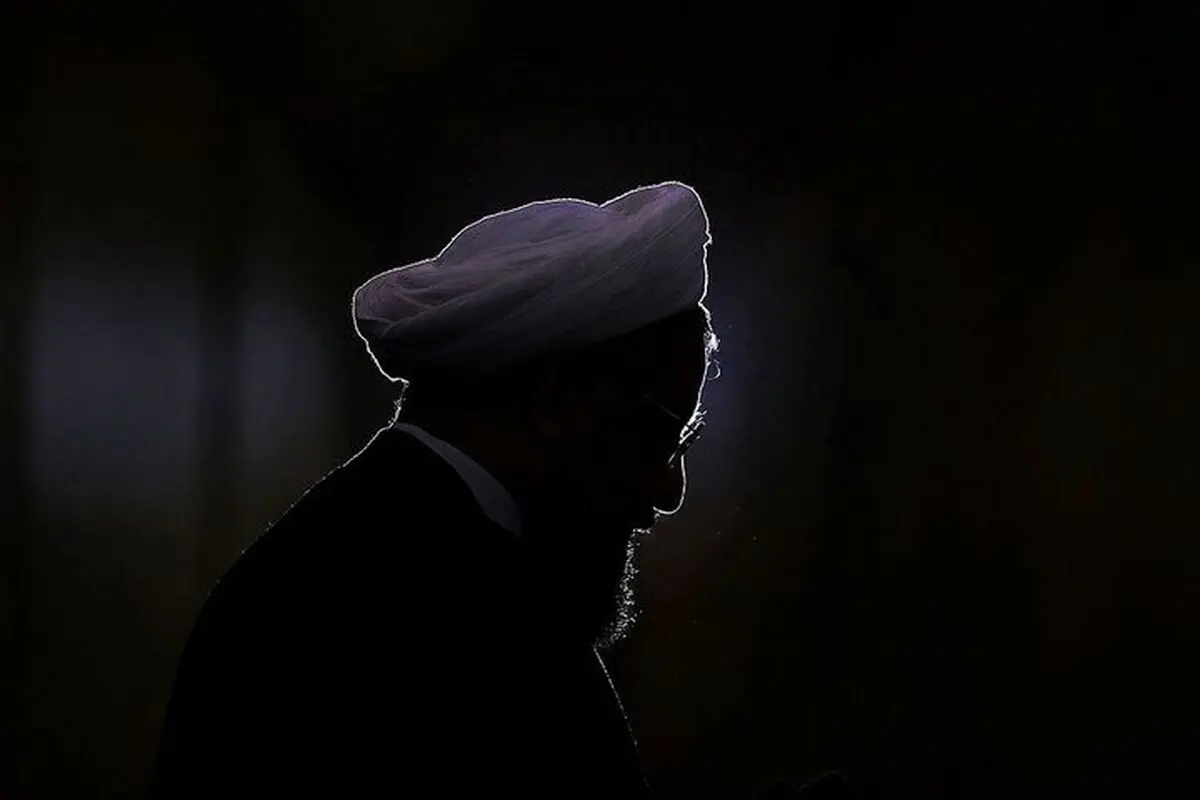 حسن روحانی در بیت رهبری کجا نشسته بود؟