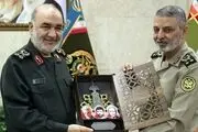 ساخت پهپاد با تکنولوژی‌های متعدد در ارتش و سپاه بسیار چشمگیر است