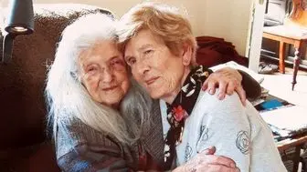 
زن ایرلندی پس از ۶۱ سال جستجو، مادرش را پیدا کرد
