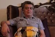 رضا رویگری: بعد از سکته دست چپم بسختی کار می‌کند