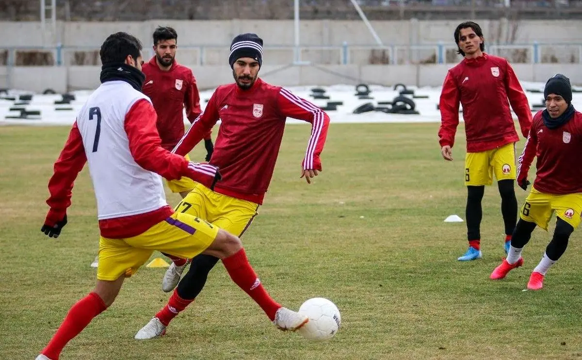 تصاویری از سرمربیگری مسعود شجاعی در تراکتور