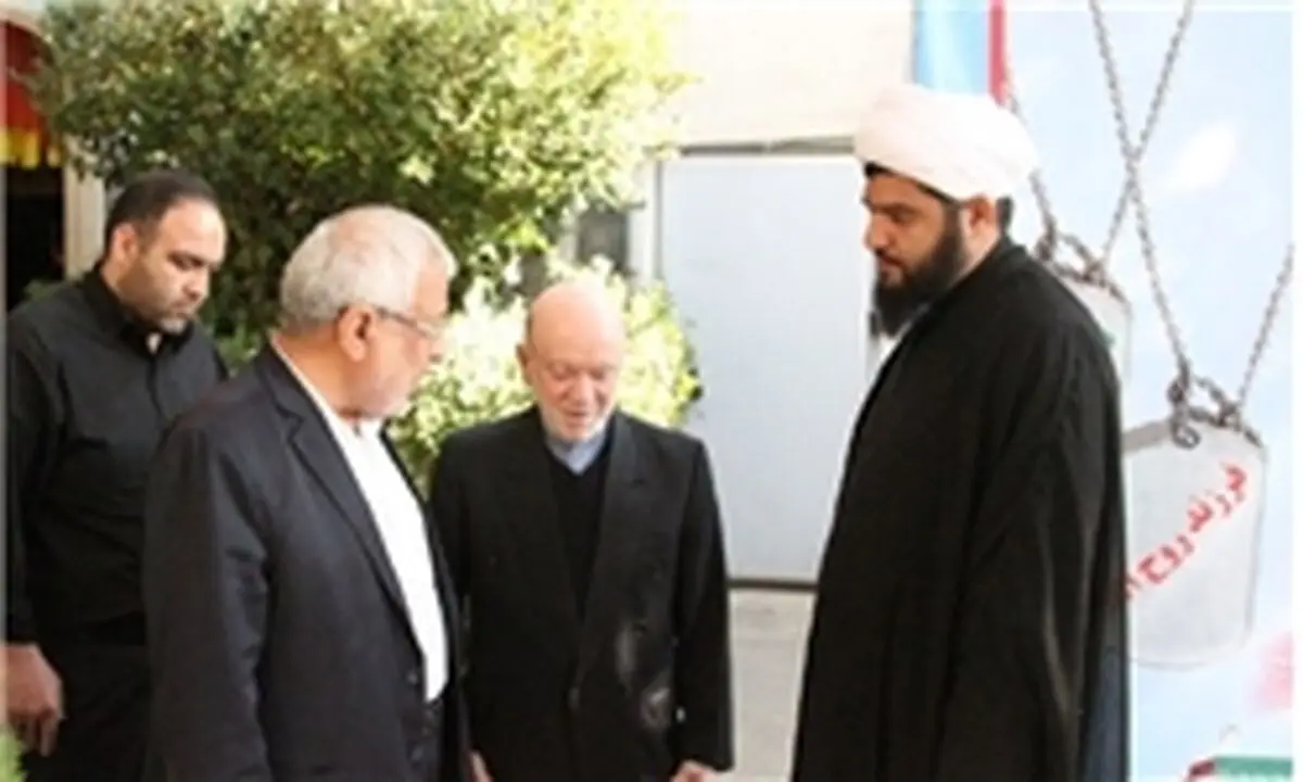 وداع دبیرکل و نایب رئیس حزب موتلفه با پیکر سردار شهید «خیرالله صمدی»