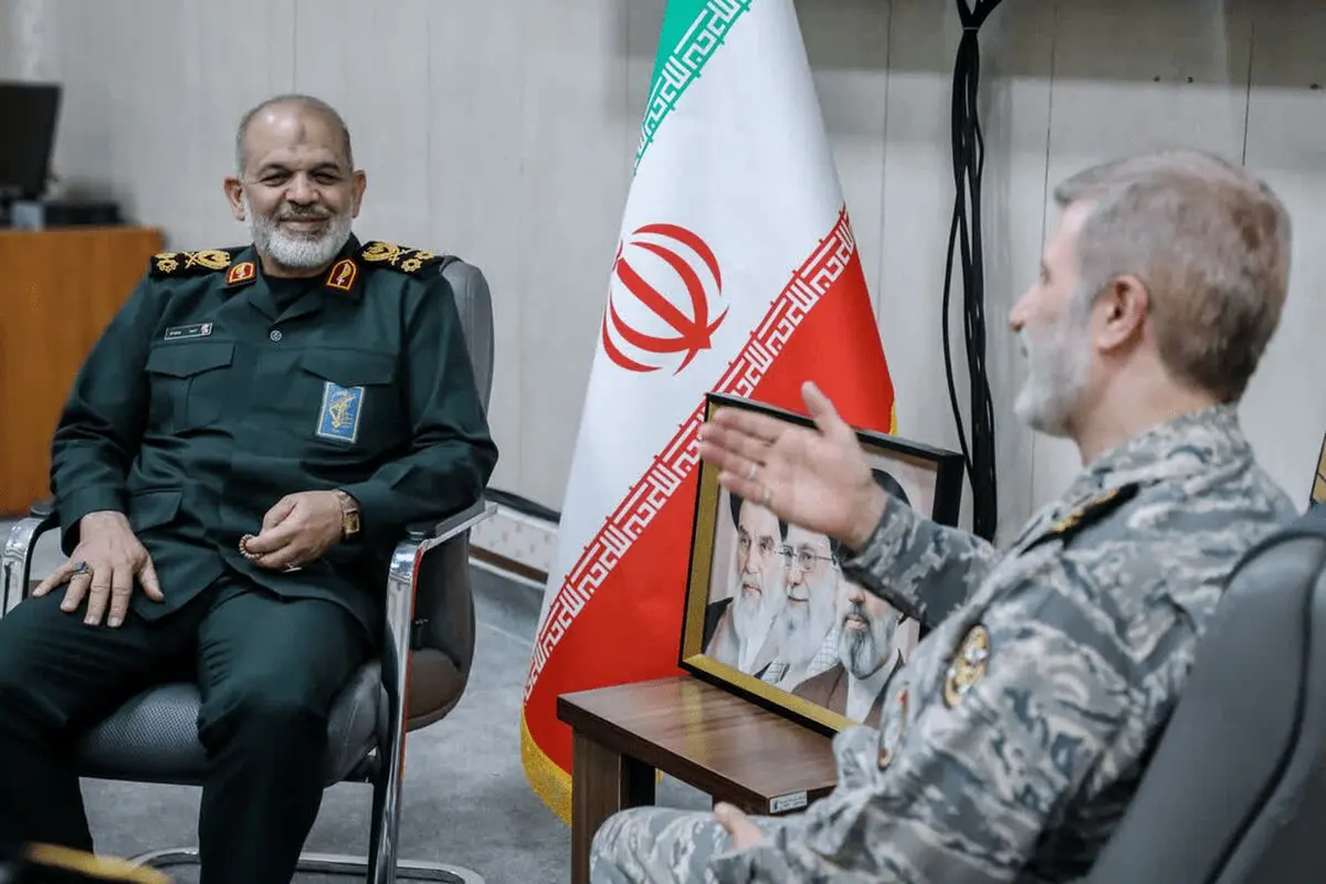 رمزگشایی از نشست امروز فرماندهان ارتش و سپاه

