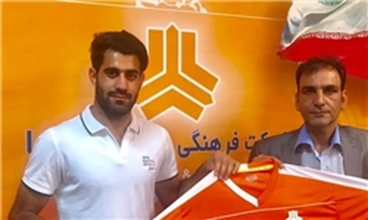 
بازیکن استقلال شاگرد علی دایی شد 