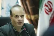 در فاصله یک سال به 