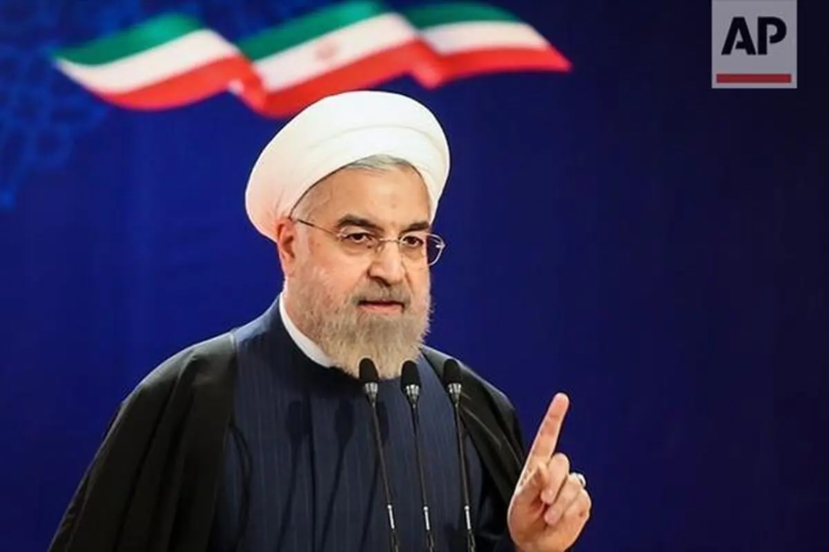 روحانی: برخی از برداشته شدن تحریم‌ها عصبانی‌اند/آیا برخی رسانه‌ها اجنه دارند؟