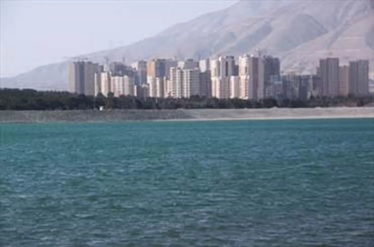 ماجرای تمساح در دریاچه چیتگر+عکس و فیلم
