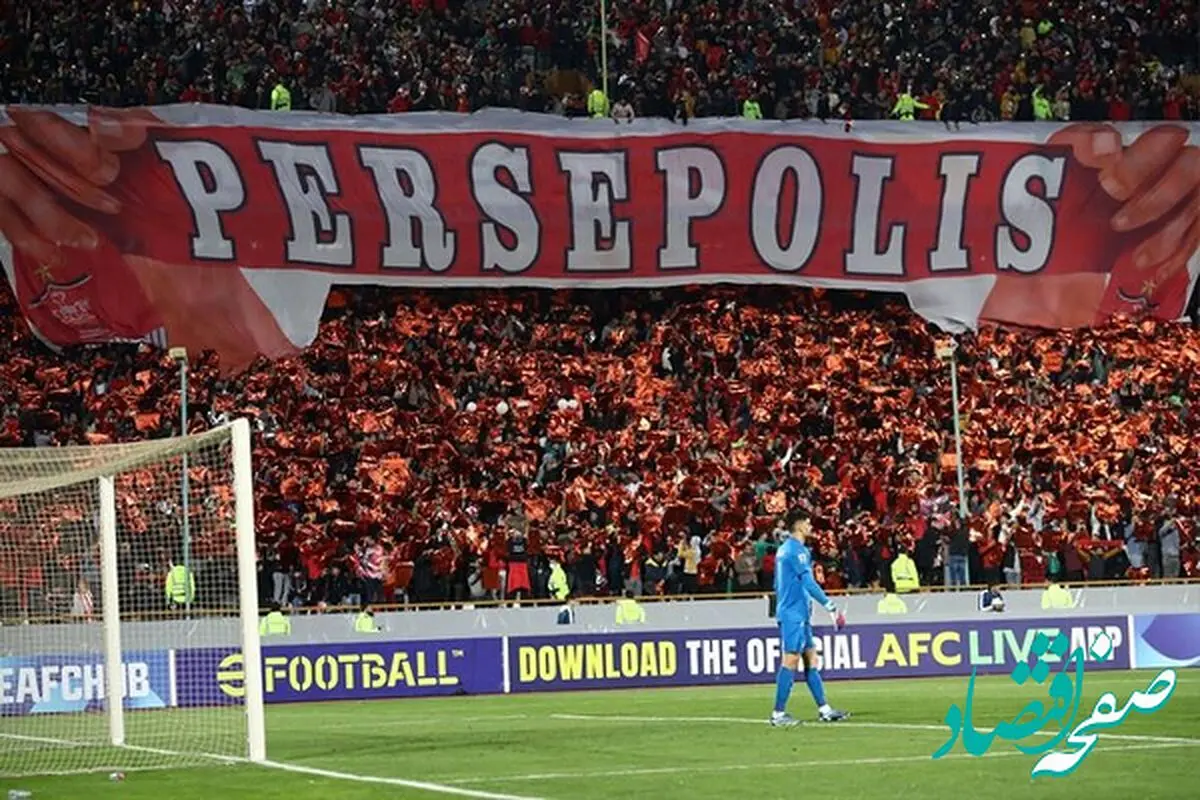 این عکس را پیش از دریی با استقلال در راهروی بازیکنان پرسپولیس بزنید