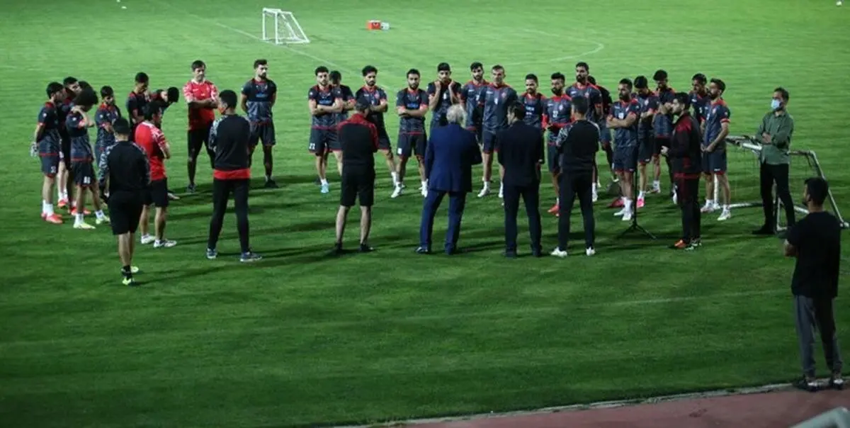 صحبت‌های گل محمدی قبل از تمرین سنگین امروز سرخپوشان