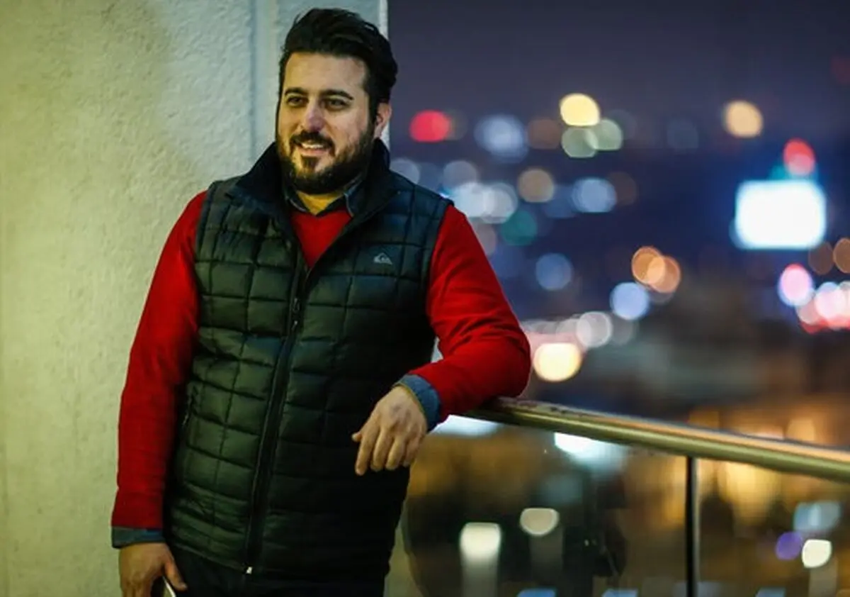 "محسن کیایی"، بچه به بغل /عکس