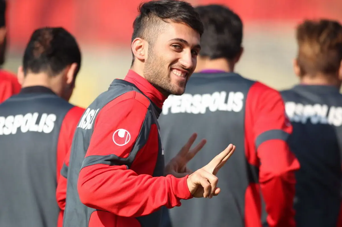 کری خوانی بازیکن جنجالی برای استقلالی ها
