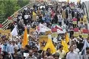 تشکر راهپیمایان تهرانی از سپاه پاسداران