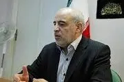 شهروندان منطقه 18 تهران از وجود دست‌فروشان رنج می‌برند