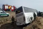 واژگونی اتوبوس در اتوبان زنجان - تبریز با ۳ کشته و ۱۴ زخمی

