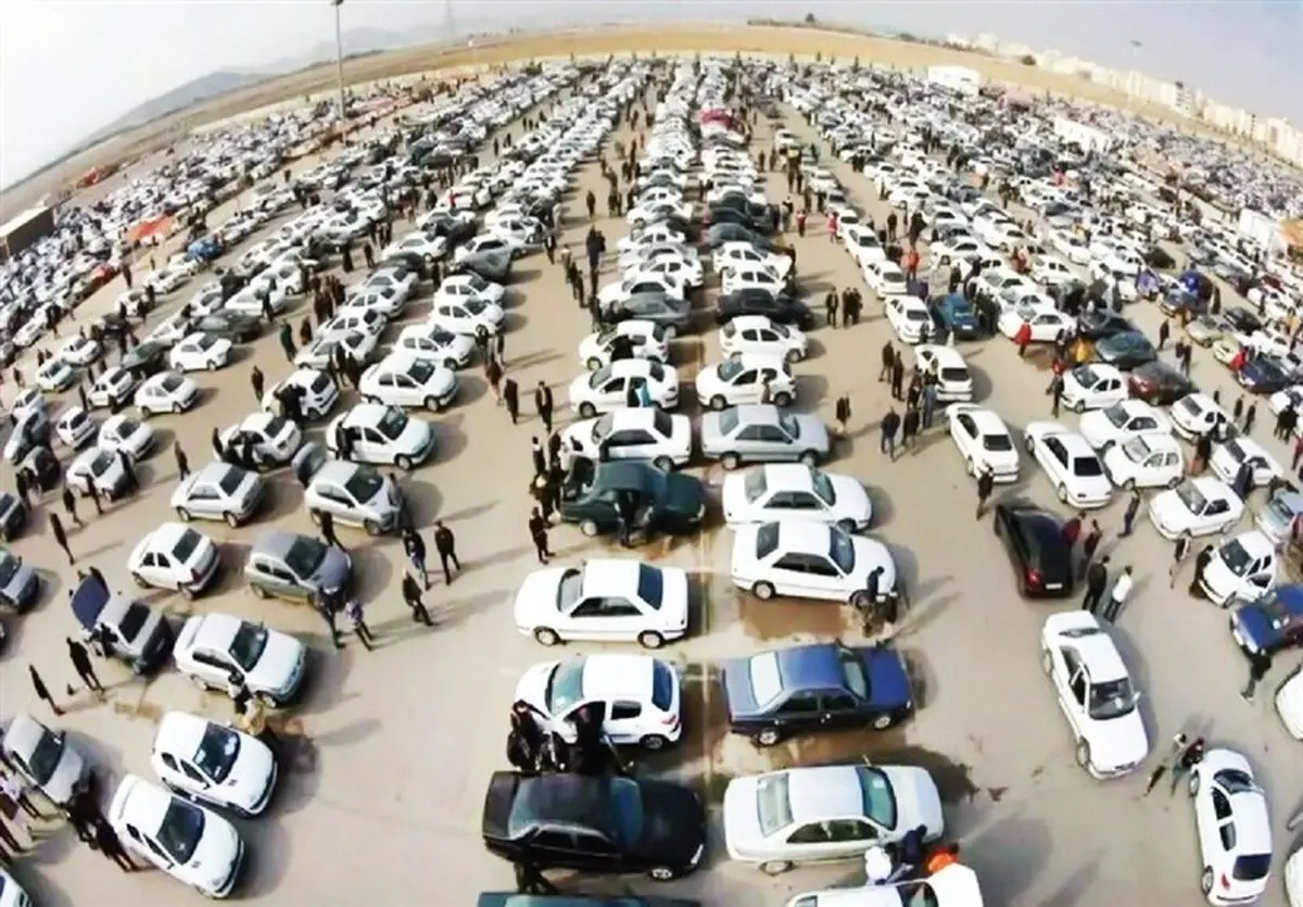 افت ۵۰ درصدی متقاضیان خودرو طی ۴ ماه گذشته