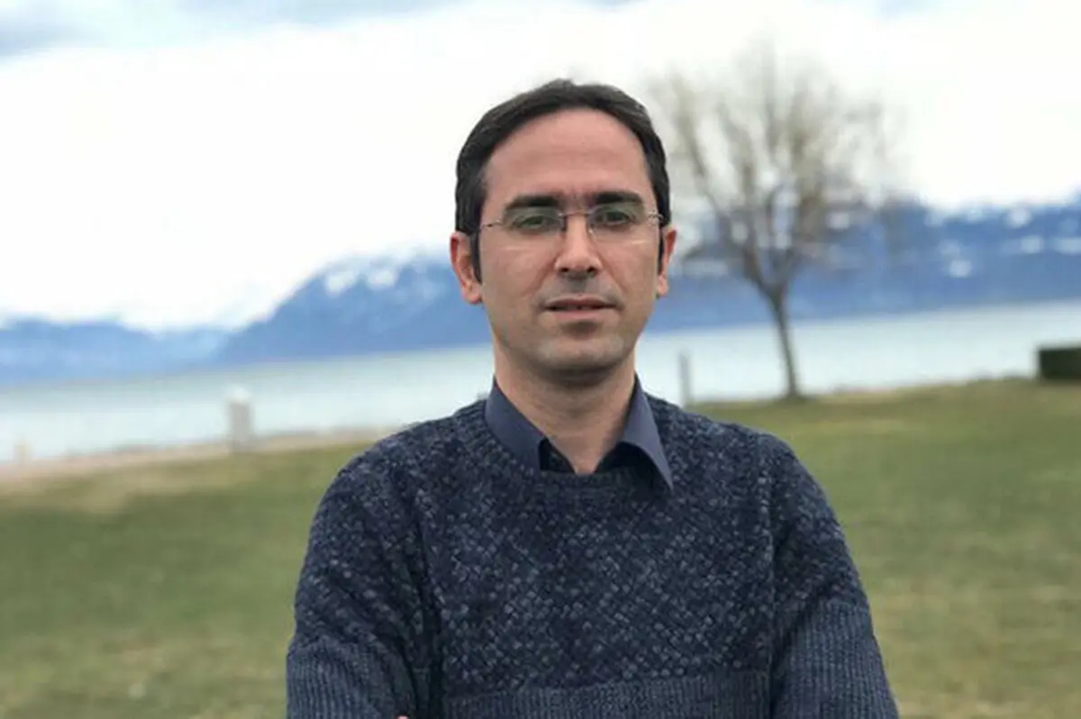 رفعتی تحلیلی کرد که بدن انیشتین در قبر لرزید!