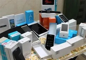 واکنش وزارت صنعت به توقف ثبت سفارش واردات گوشی