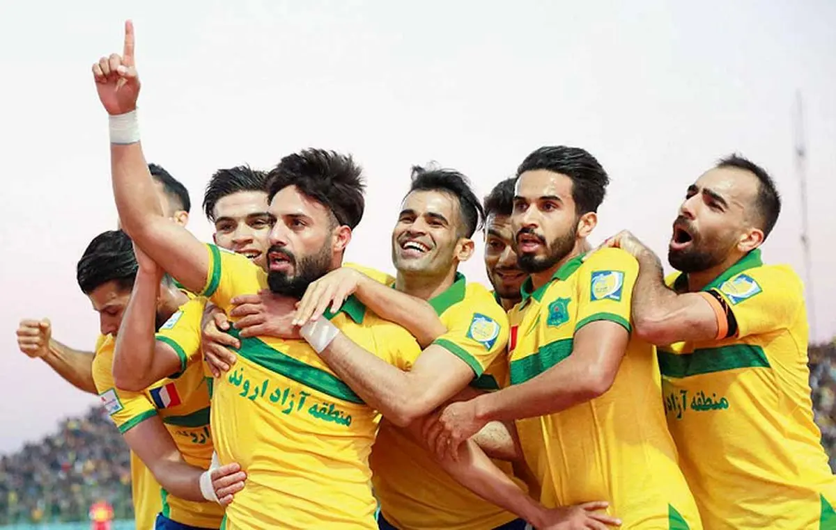 نه از مدیرعامل خبری است، نه از سرمربی و نه بازیکن!