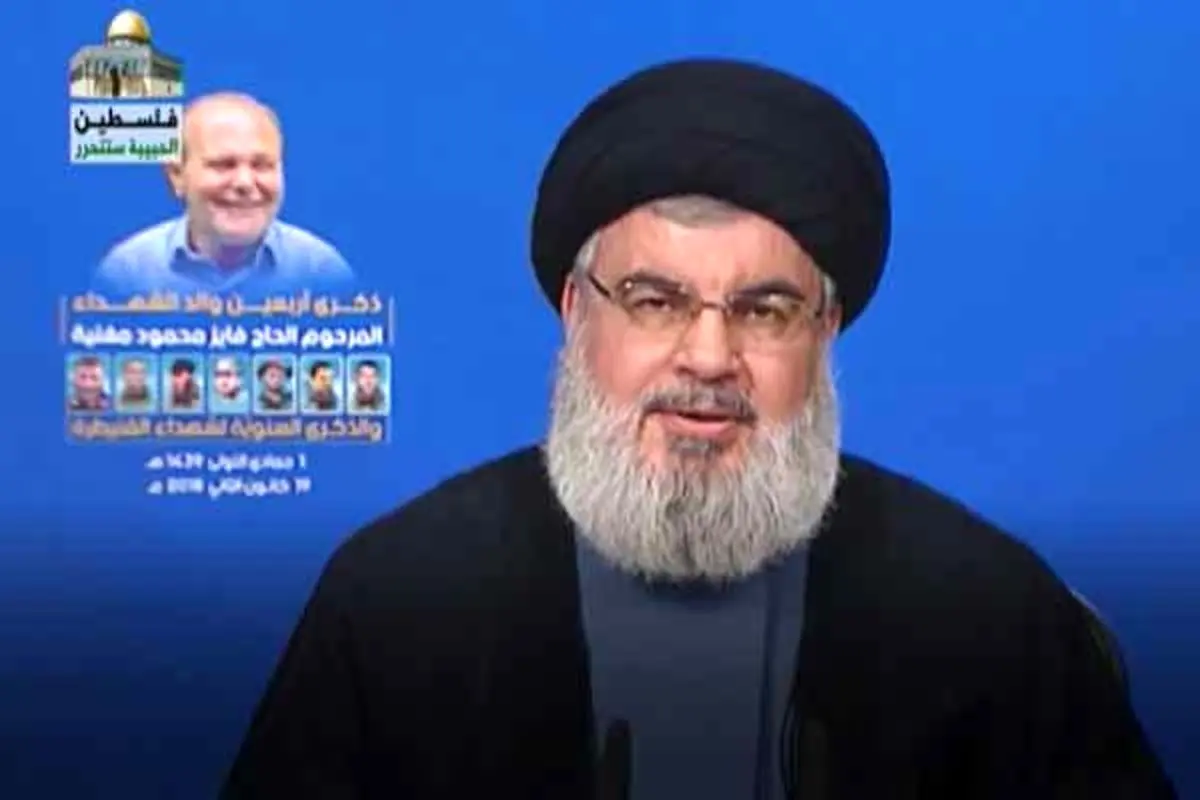 ایستادگی در برابر هجوم آمریکا به منطقه شجاعانهترین تصمیم رهبر انقلاب بود