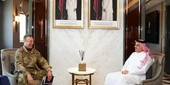 دیدار فرمانده نیروی هوایی آمریکا در خاورمیانه با وزیر دفاع قطر 