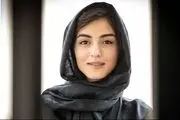 پوششی متفاوت از خانمی که سیمرغ گرفت