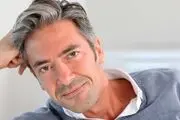 علت سفید شدن موها در جوانی