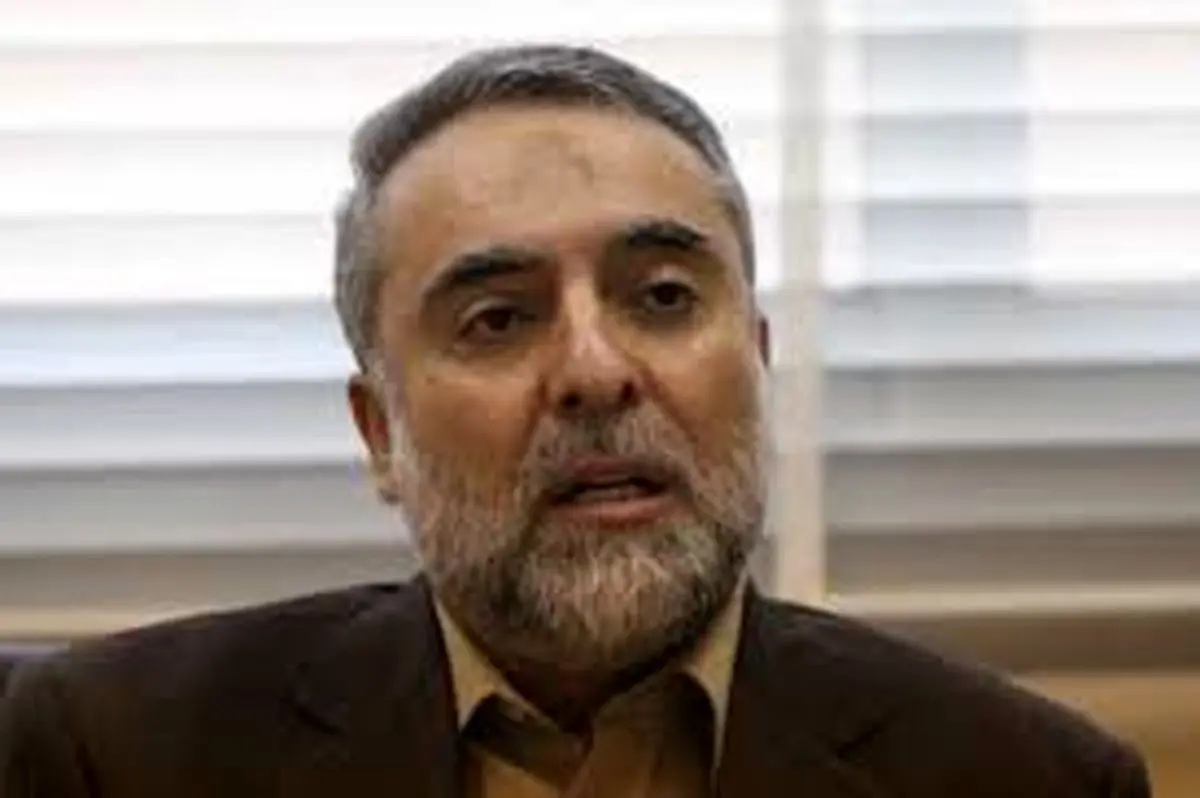 رجبی دوانی: ادبیات و روش علی مطهری از مواضع پدرش به دور است