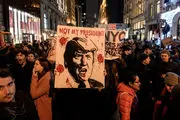 درگیری مأموران پلیس آمریکا با معترضان