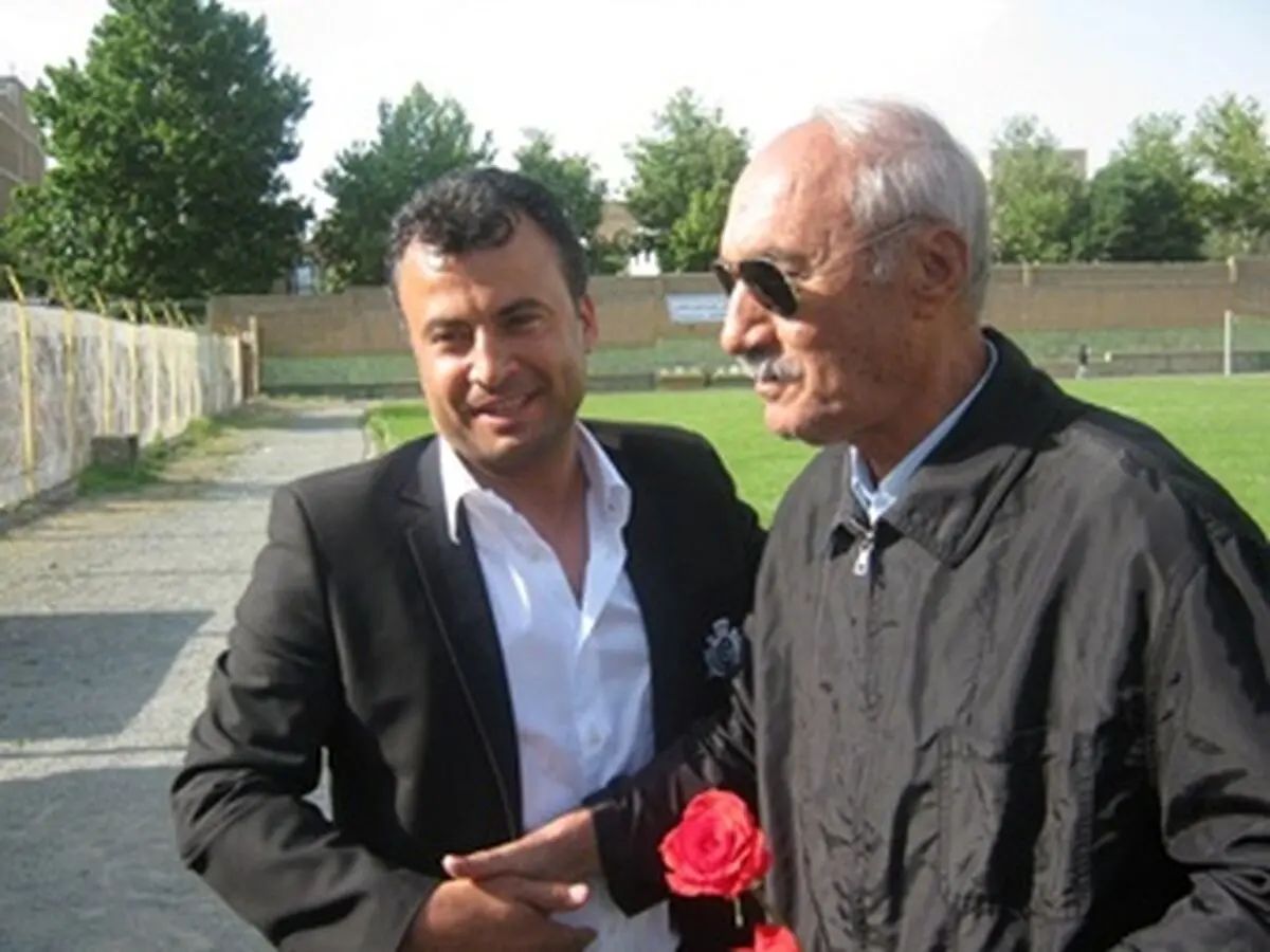 طارمی و رضاییان میلیاردی پول می گیرند و مردم را مسخره می کنند!