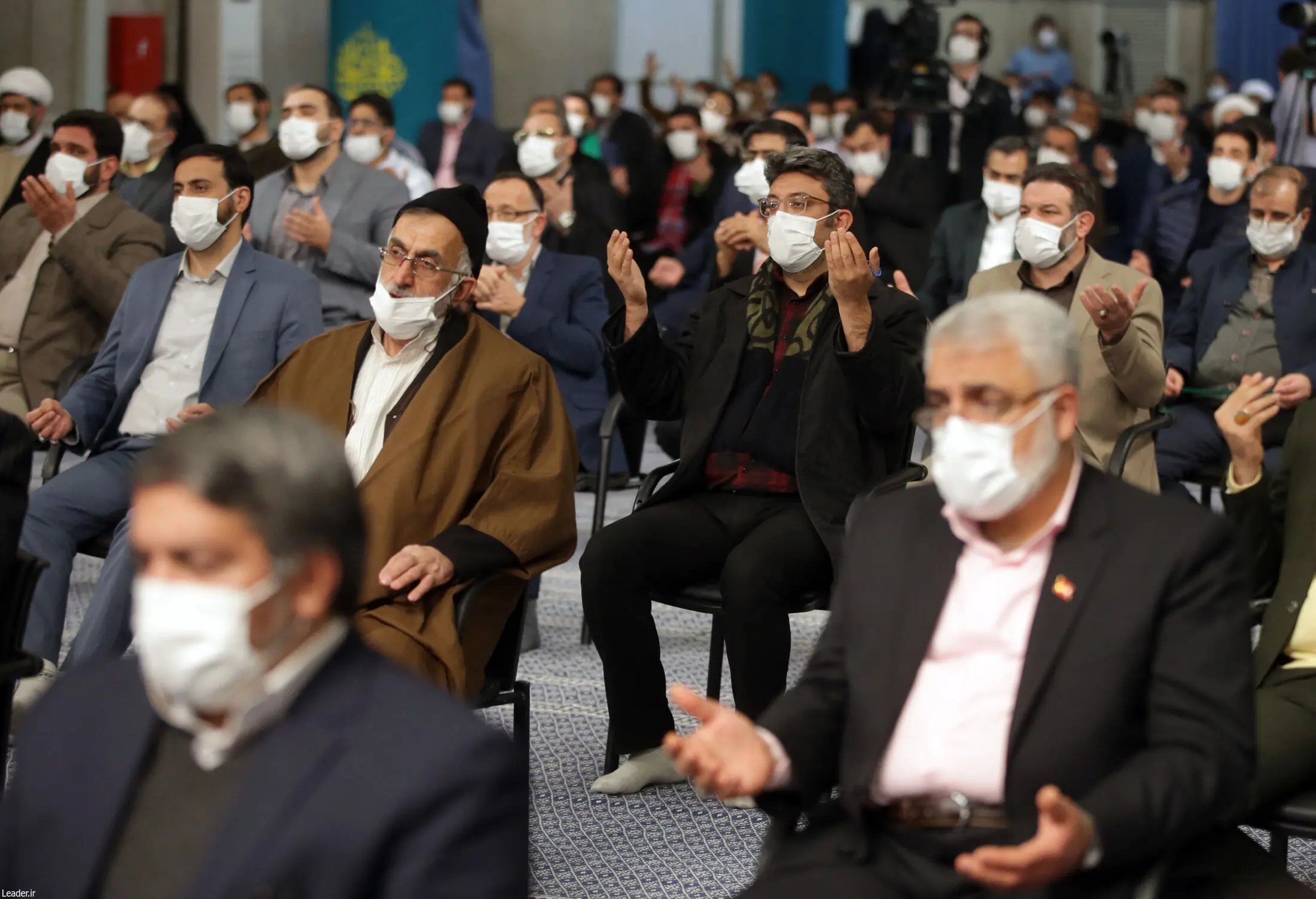 دیدار جمعی از مداحان اهل‌بیت علیهم‌السلام با رهبر انقلاب اسلامی/گزارش تصویری