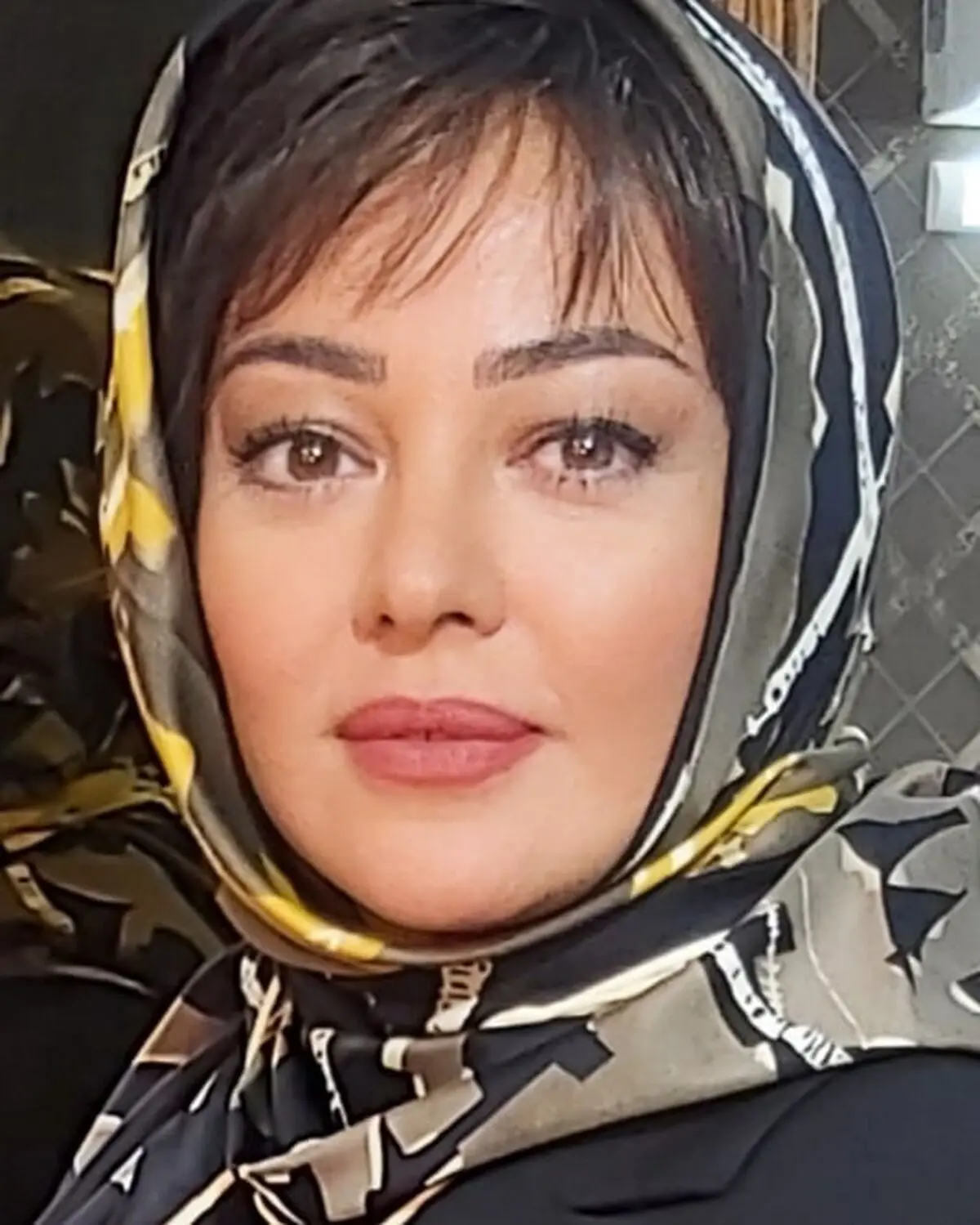 تیپ مشکی «رزیتا غفاری»/ عکس