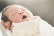 بهترین راهکار‌ها برای آرام کردن نوزادی که گریه می‌کند
