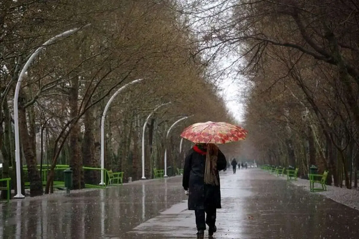 باران و رعدوبرق در راه تهران