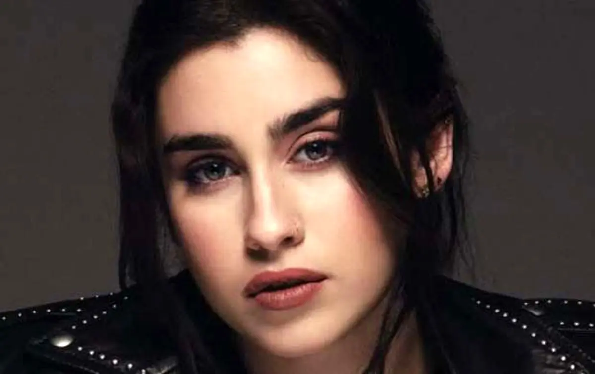 اعتراض خواننده آمریکایی به جنایت در غزه