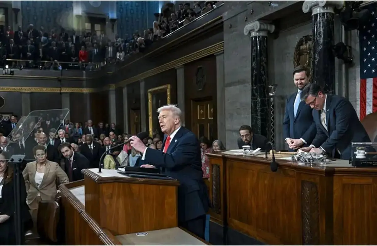 ترامپ از «طرح‌های جایگزین» علیه ایران خبر داد